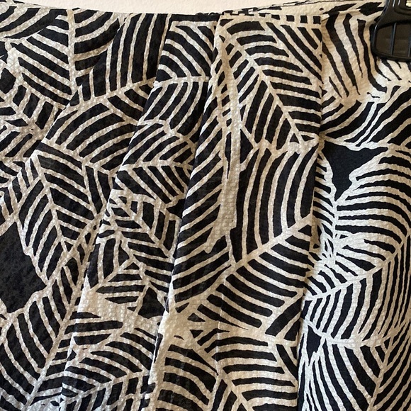 Chaus Silk Wrap Skirt - Picture 2 of 6